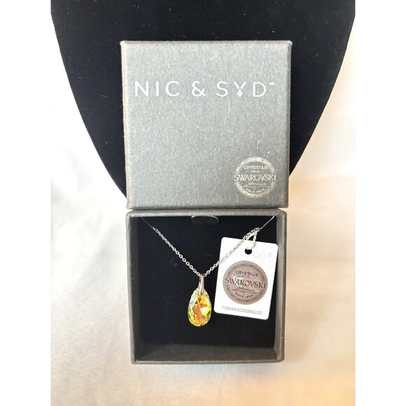 Nic & Syd Swarovski Crystal Necklace Elegant Jewelry with Authenticity Code Gift - Picture 1 of 7
